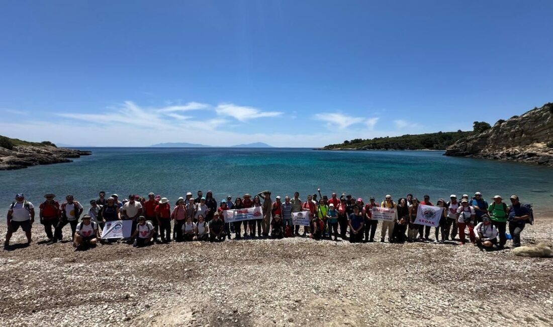 Gençler İzmir’in doğal zenginliğini keşfetti İzmir Büyükşehir Belediyesi Spor Kulübü ve İzmir Büyükşehir Belediyesi Gençlik