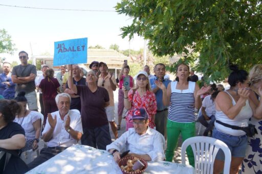 Seferihisar Belediyesi’nin düzenlediği etkinlikte sivil toplum kuruluşları, muhtarlar, siyasi partiler
