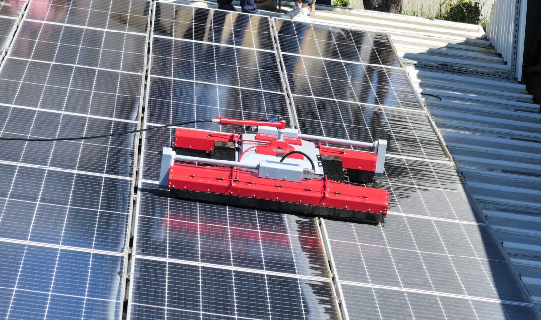 İzmir Büyükşehir Belediyesi kurduğu 20 güneş enerji santrali sayesinde enerjiden