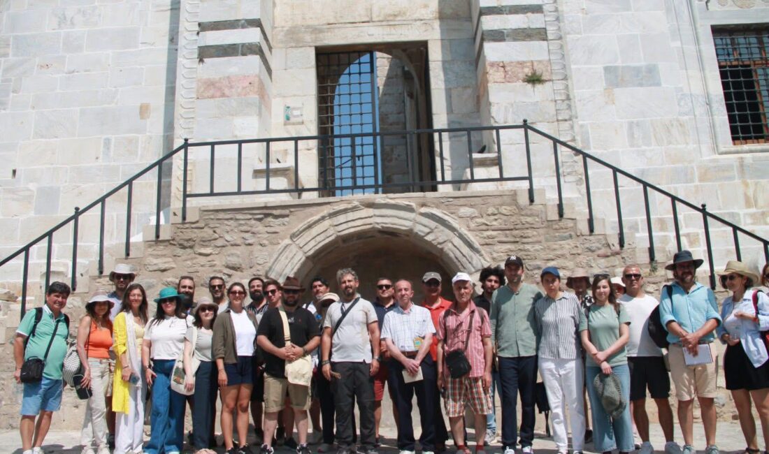 İlham Veren Kent Efes Selçuk, hafta sonunda İzmir’in genç rehberleri