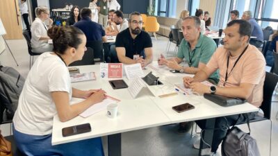 İzmir İl Millî Eğitim Müdürlüğü, eğitimde yapay zekâ uygulamalarını yaygınlaştırmak