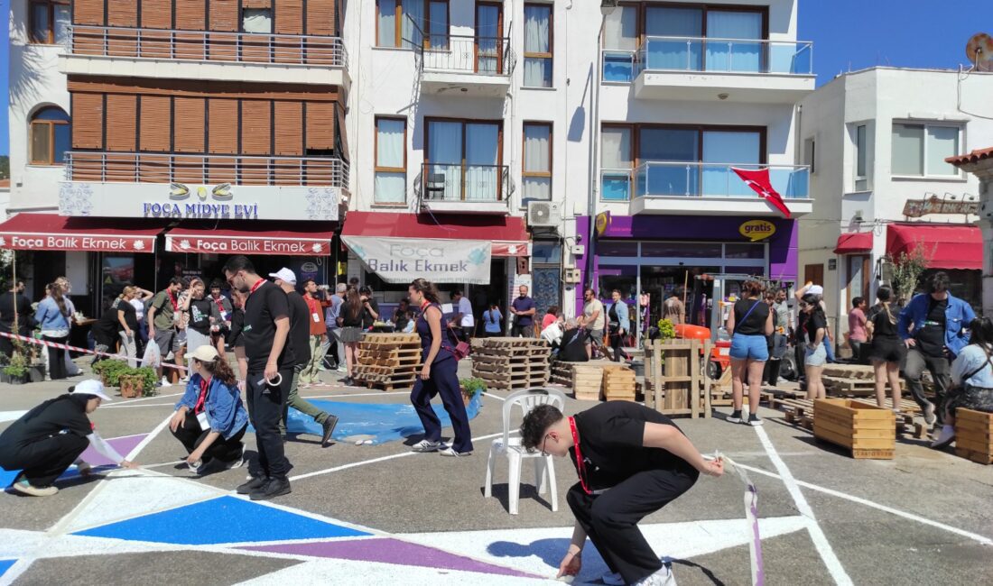 İzmir Büyükşehir Belediye Başkanı Dr. Cemil Tugay’ın öncülüğünde katılımcı belediyecilik