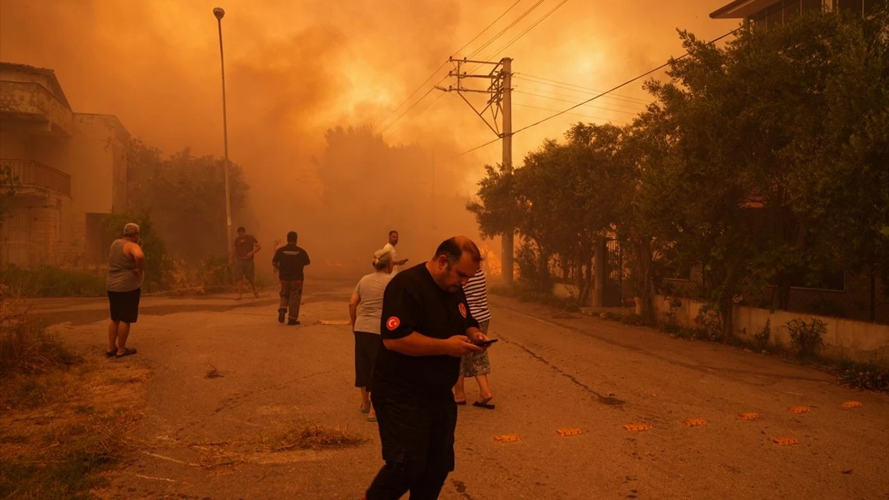 İzmir'de Yangın Felaketi