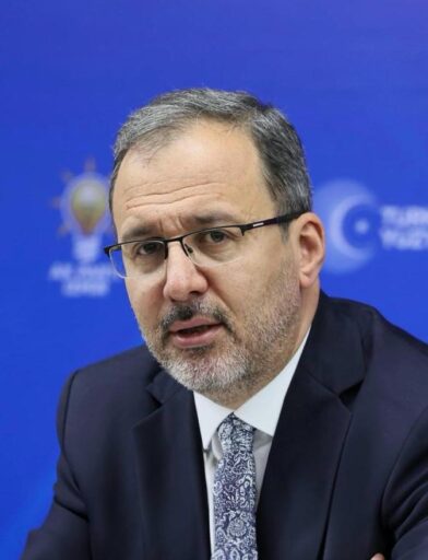 Önceki dönem Gençlik ve Spor Bakanı ve AK Parti İzmir