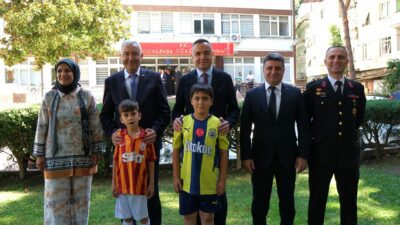 Kemalpaşa Belediye Başkanı Mehmet Türkmen, Kurban Bayramı öncesi Kaymakamlıkta protokol