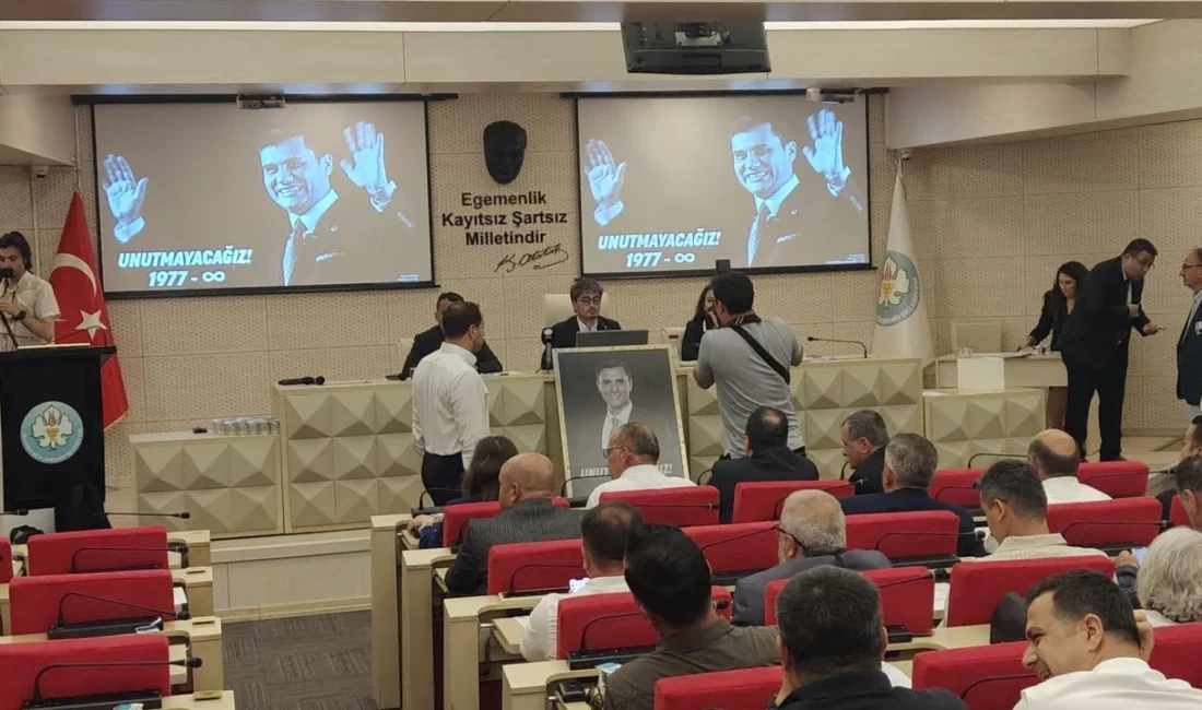 CHP Grubu'nun aday olarak Akhisar Belediye Başkanı Besim Dutlulu'yu aday