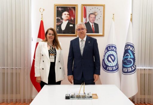 Egeli bilim insanı Prof. Dr. Şebnem Çınar Yücel ile lisans