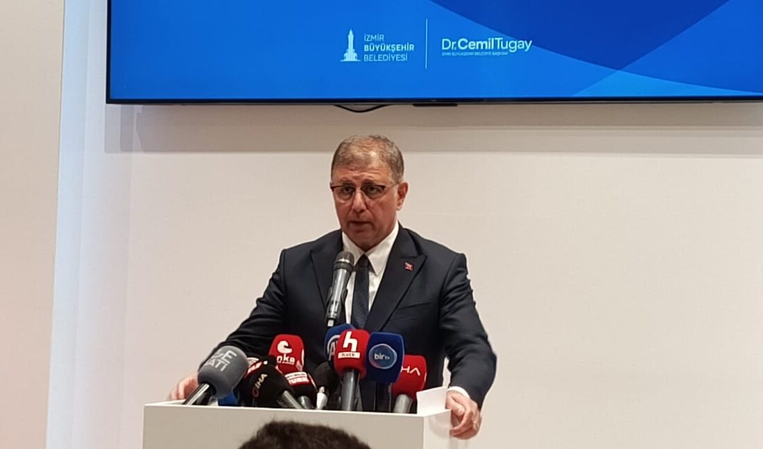 İzmir Büyükşehir Belediye Başkanı Cemil Tugay, süren grev tartışmaları ve