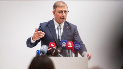 İzmir Büyükşehir Belediye Başkanı Cemil Tugay, işe alımlarda şeffaflık ve