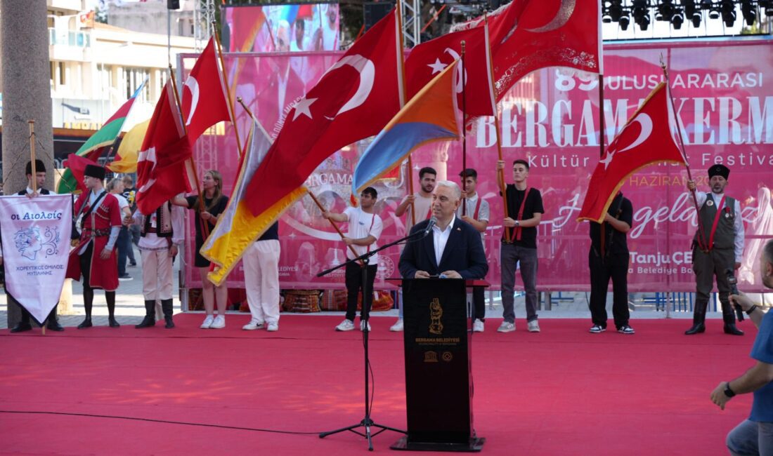 Türkiye’nin ilk yerel festivali olma özelliğini taşıyan Uluslararası Bergama Kermesi
