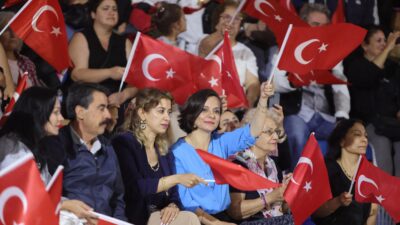 Karabağlar Belediyesi'nin 19 Mayıs Atatürk'ü Anma, Gençlik ve Spor Bayramı