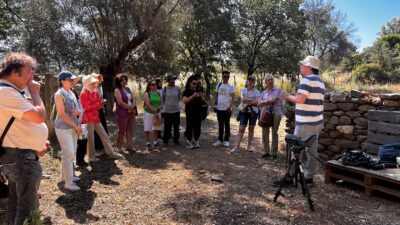 İzmir Büyükşehir Belediyesi’nin İzmirlileri doğayla buluşturduğu “Parkta Etkinlik Var” buluşmalarında