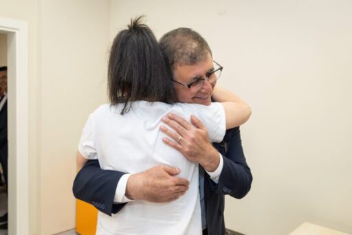 İzmir Büyükşehir Belediye Başkanı Dr. Cemil Tugay, Karabağlar Yurtoğlu Mahallesi’nde