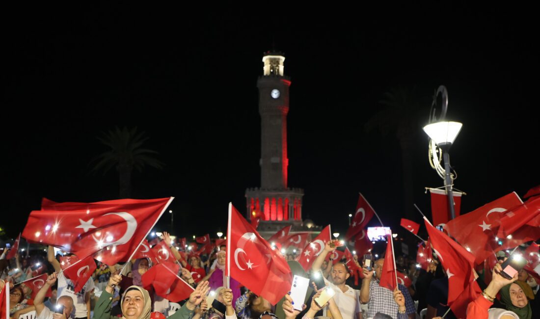 İzmir 15 Temmuz Demokrasi ve Millî Birlik Günü’ne Hazır Hain darbe girişiminin 9. yılında, 15 Temmuz Demokrasi ve Milli