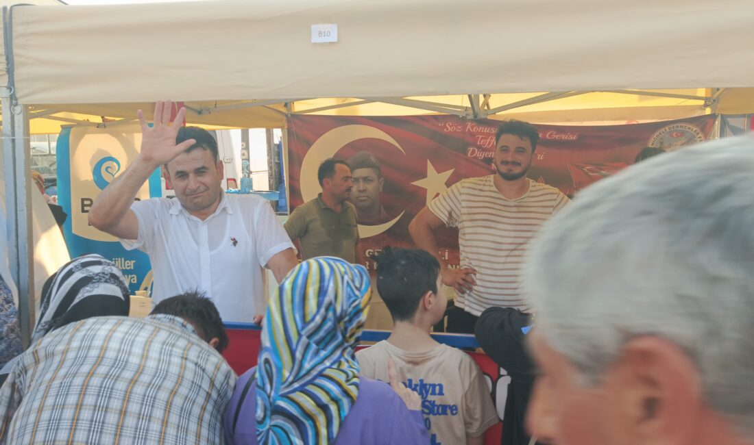 İzmir'deki 15 Temmuz Demokrasi ve Birlik Günü'nde Ege Bölgesi Niğdeli