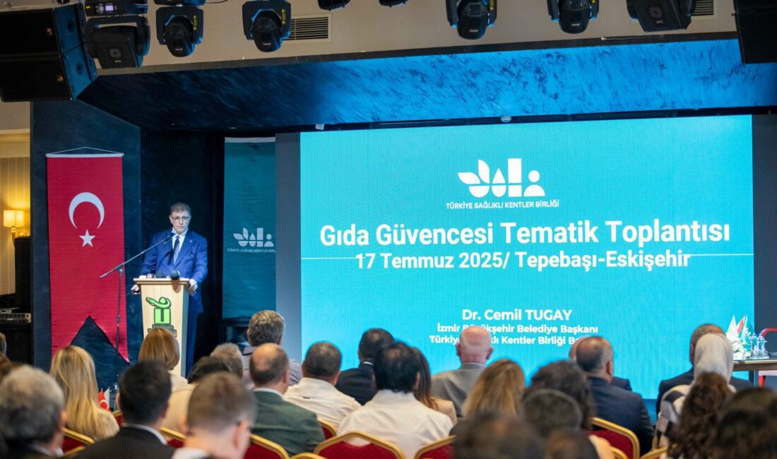 Eskişehir’de düzenlenen Gıda Güvenliği Paneli’nde konuşan Sağlıklı Kentler Birliği ve