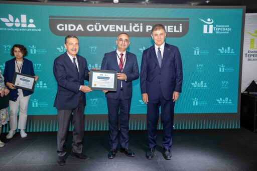 İzmir Büyükşehir Belediyesi’nin tanzim satış mağazaları modeli İZMAR, Türkiye’ye örnek