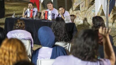 İzmir Büyükşehir Belediye Başkanı Dr. Cemil Tugay, Pamucak’ta düzenlenen TMMOB