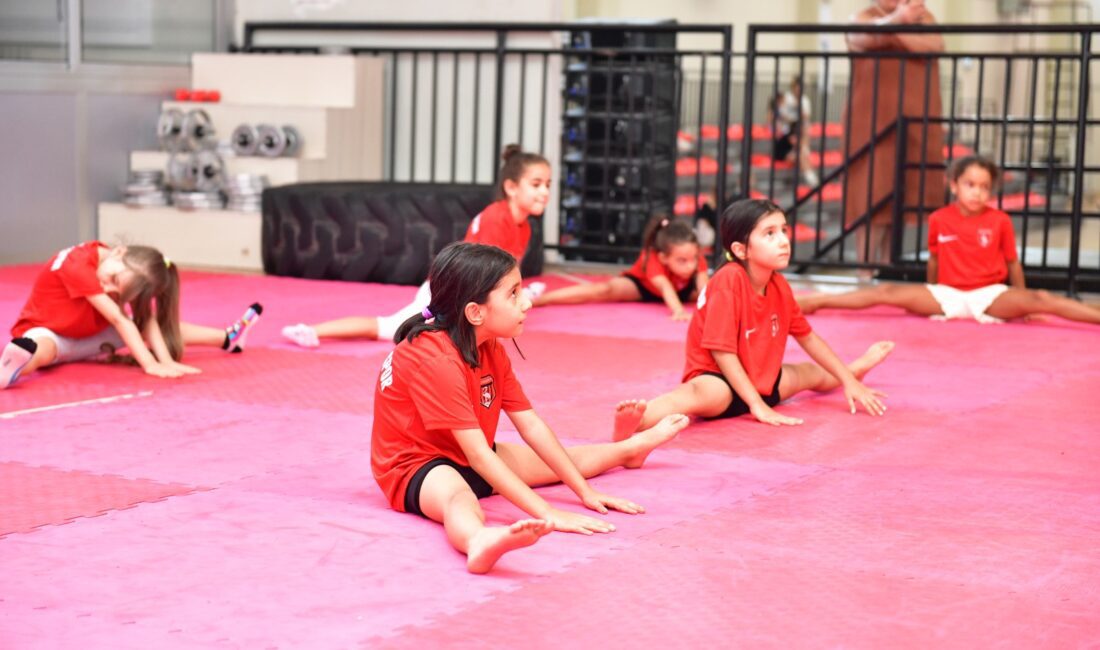 Çiğli’de 7’den 70’e binlerce kursiyerle yaz boyu spor coşkusu Çiğli Belediyesi, yaz aylarında sporu ve sağlıklı yaşamı teşvik etmek