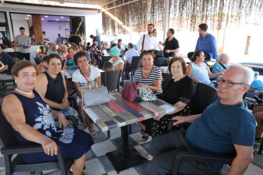 Seferihisar Belediyesi, Ürkmez Bengiler Mahallesi’nde yapımını tamamladığı Ürkmez Sosyal Tesisi’ni