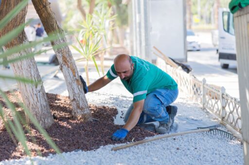 Balçova Belediyesi’nden park ve yeşil alanlarda su tasarrufu 
