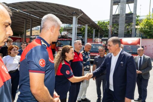 İzmir Büyükşehir Belediye Başkanı Dr. Cemil Tugay, son haftalarda artan