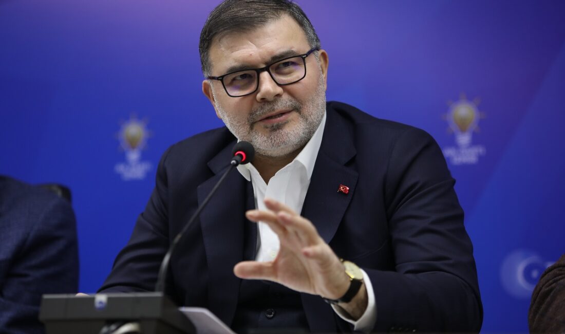 Ak Parti İzmir İl Başkanı Saygılı, Çeşme’deki su krizi ile