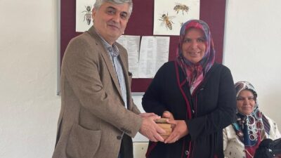 Manisa Büyükşehir Belediyesi, kırsal kalkınmayı desteklemek ve bal üretimini artırmak