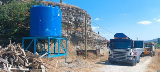 Manisa Büyükşehir Belediyesi, içinde bulunulan yaz sezonunda, üreticilerin ürünlerini sulamada