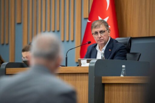 Temmuz ayı meclis toplantısında konuşan İzmir Büyükşehir Belediye Başkanı Dr.