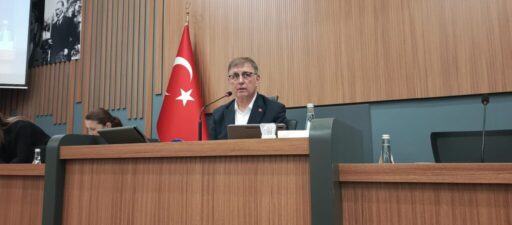 İzmir Büyükşehir Belediye Meclisi’nde AK Parti’nin önergesi gerginlik yarattı: Bürokratların