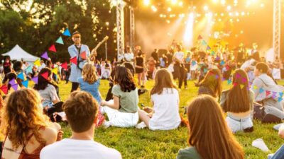 Denizli Büyükşehir Belediyesi Konservatuvarı, 25 Temmuz-13 Eylül tarihleri arasındaki her