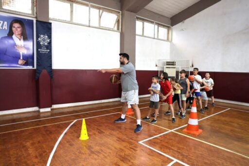 Sosyal belediyecilik anlayışıyla her yaş grubuna hitap eden projeleri hayata