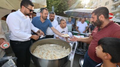 Ferdi Zeyrek anısına, Bayındırlık Mahallesi’nde düzenlenen pilav hayrı geniş katılımla