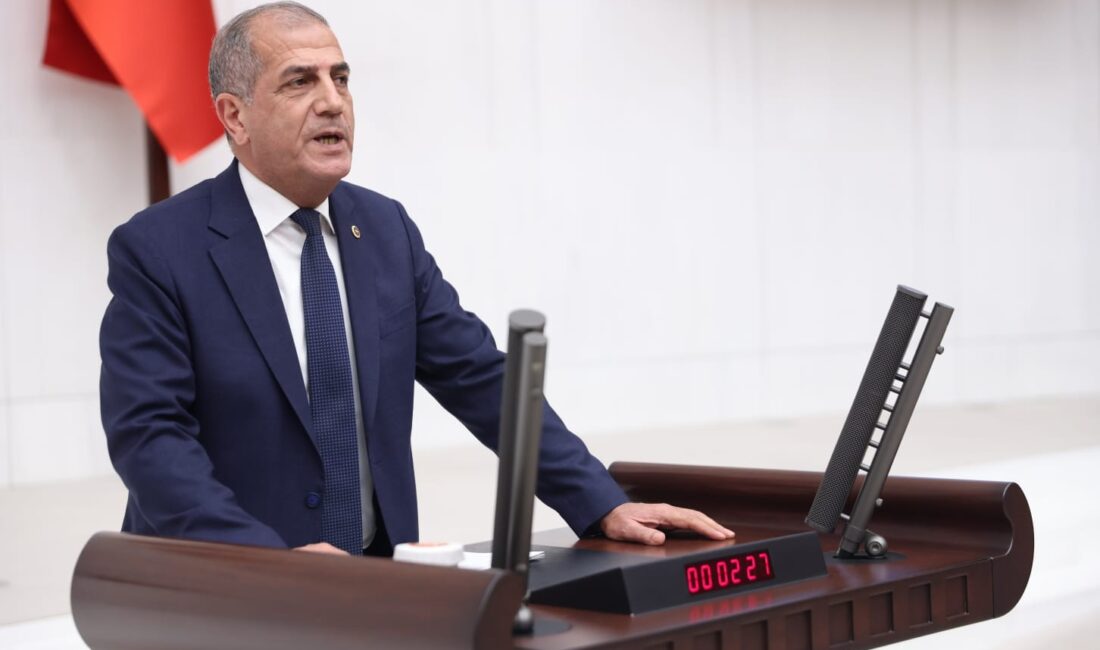 Hüsmen Kırkpınar: Türkiye zehirli gemilerin mezarlığı değildir! İYİ Parti İzmir Milletvekili Hüsmen Kırkpınar, TBMM Genel Kurulu’nda yaptığı