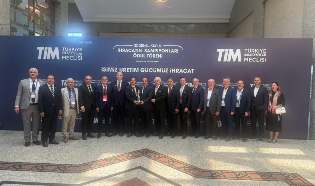 Türkiye İhracatçılar Meclisi tarafından düzenlenen “İhracat Şampiyonları Ödül Töreni”nde Egeli