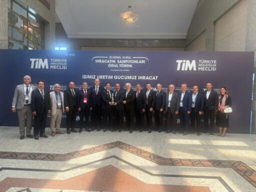 Türkiye İhracatçılar Meclisi tarafından düzenlenen “İhracat Şampiyonları Ödül Töreni”nde Egeli