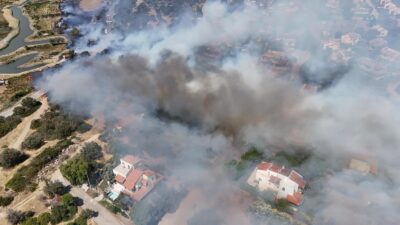 İzmir Büyükşehir Belediyesi İtfaiye ekipleri Çeşme ilçesi Ildır Mahallesi’nde otluk