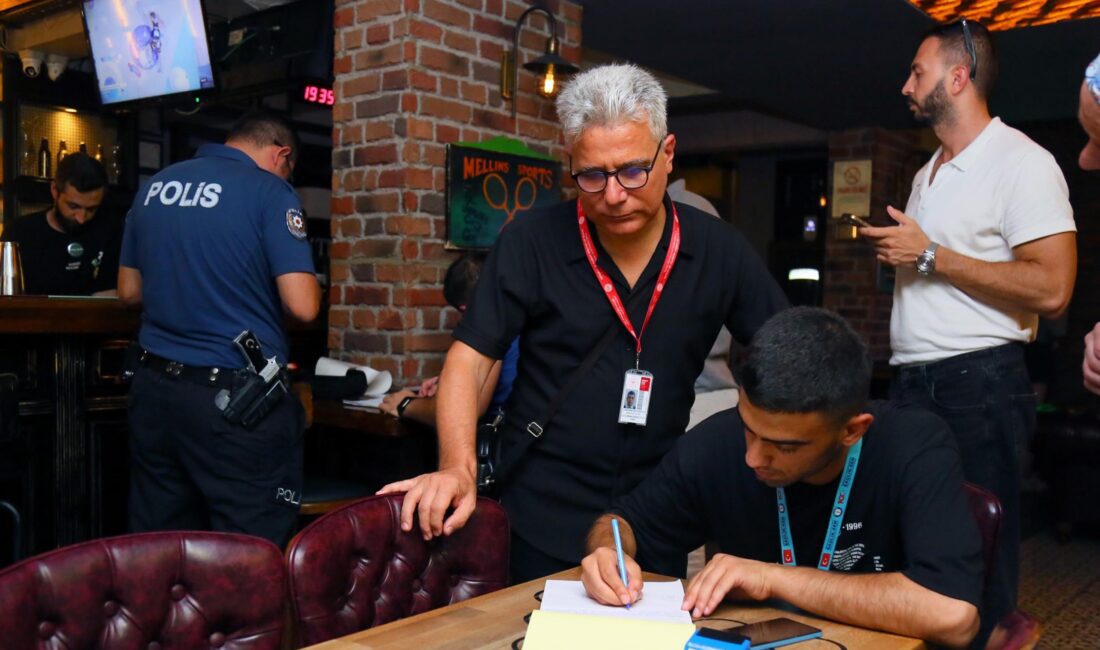 İzmir’de Sigara Denetimi: Kafe, restoran ve kahvehanelere ceza yağdı! İzmir’de kafe, restoran ve kahvehanelerde eş zamanlı sigara denetimi! 4207