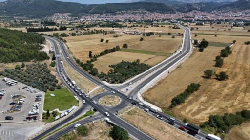 Muğla Büyükşehir Belediyesi, ulaşıma yönelik yatırımlarını aralıksız sürdürüyor. 2025 yılı