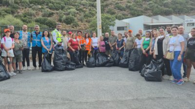 Narlıdere Arama Kurtarma ve İnsani Yardım Derneği (NARKUT) öncülüğünde, orman