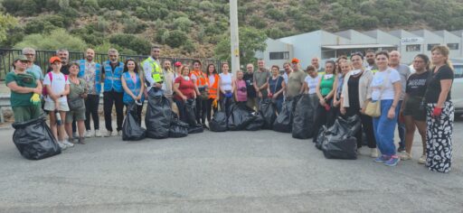 Narlıdere Arama Kurtarma ve İnsani Yardım Derneği (NARKUT) öncülüğünde, orman