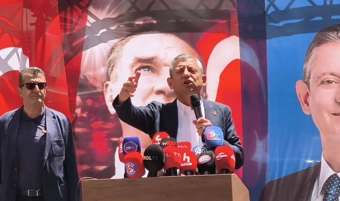 Cumhuriyet Halk Partisi (CHP), yoğun tartışmalar ve operasyonlarla geçen bir