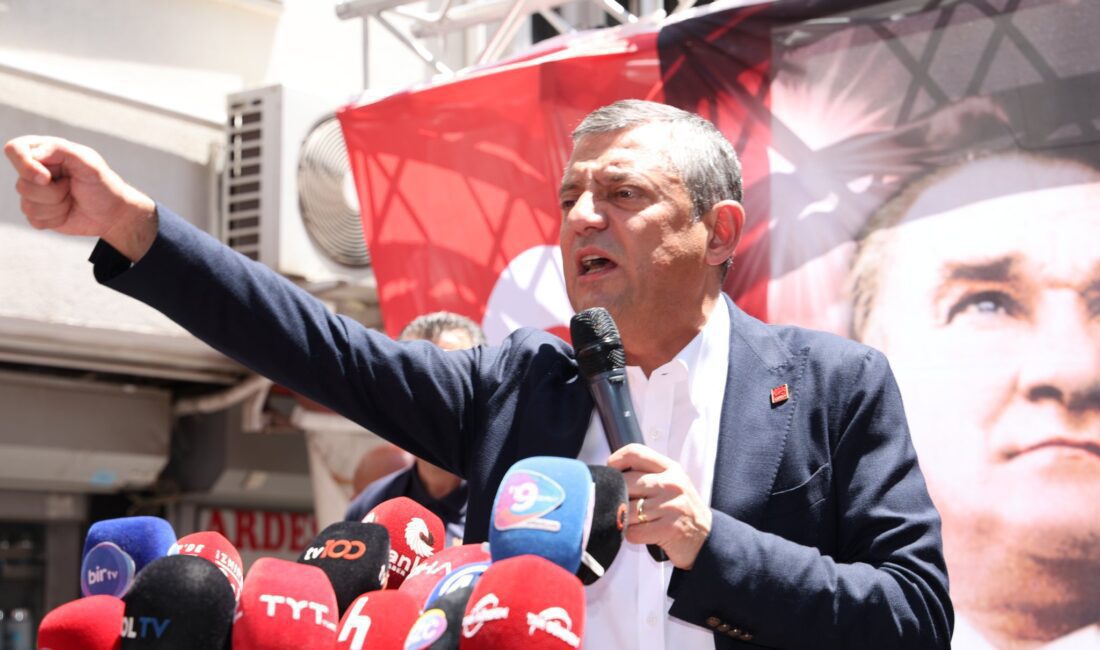 CHP Lideri Özgür Özel, İzmir'deki operasyona sert tepki gösterdi: "Akın