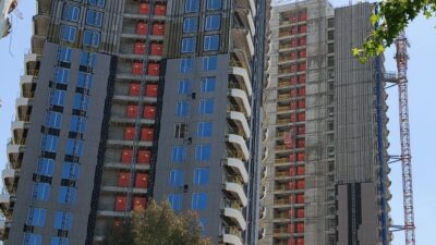 İzmir imar ruhsat krizi patladı! Bakanlığın onayladığı dev kulelerin altyapı