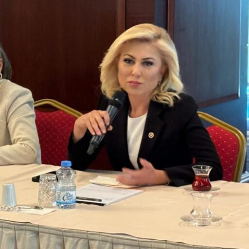 Şebnem Bursalı’nın aktardığı bilgiye göre, Urla Barbaros Köyü, 2025 yılında