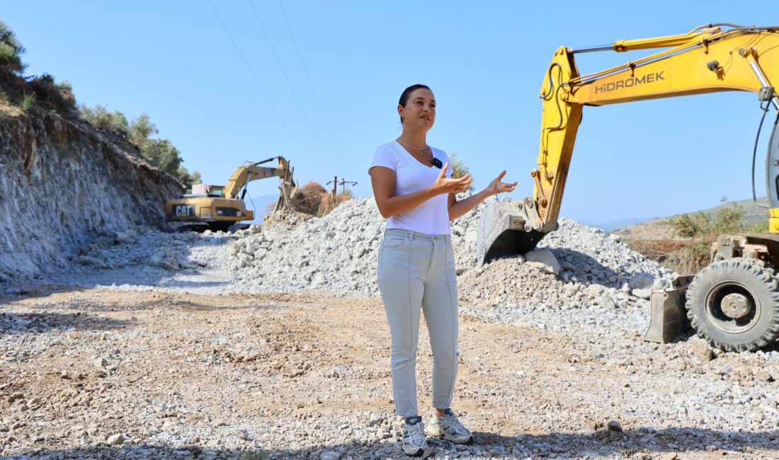 Efes Selçuk Belediye Başkanı Filiz Ceritoğlu Sengel, Kuyumcu Mevkii’nde içme