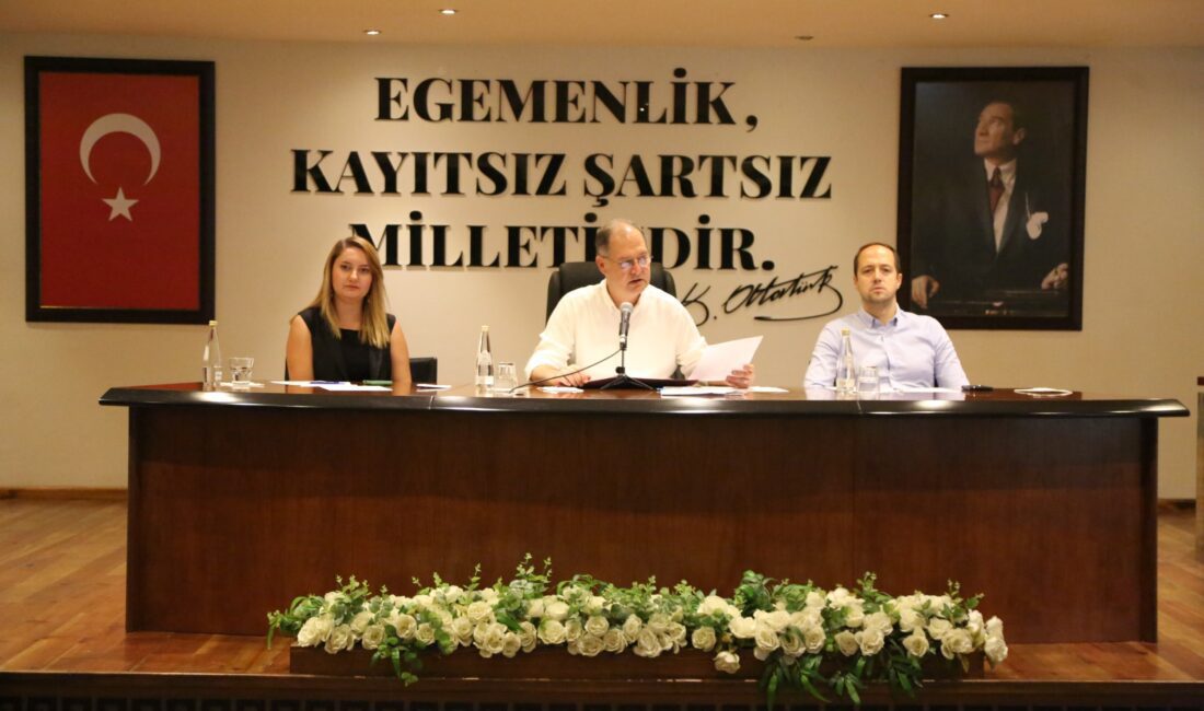 Mecliste Ak Parti’ye Yatırım Tepkisi: Hakkımızı Alamıyoruz Efes Selçuk Belediyesi Temmuz Ayı Meclis Toplantısı birinci oturumu Cumhuriyet