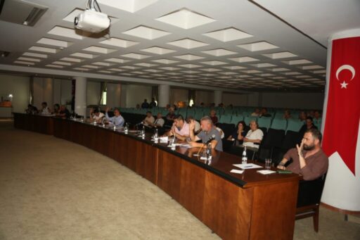 Mecliste Ak Parti’ye Yatırım Tepkisi: Hakkımızı Alamıyoruz