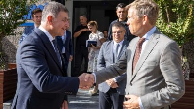 İzmir Büyükşehir Belediye Başkanı Dr. Cemil Tugay, Hollanda’nın Ankara Büyükelçisi